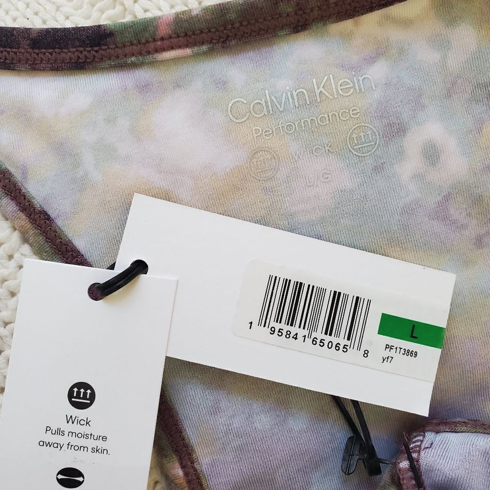 Calvin Klein Performance Printed Racerback Cropped Tank Top - Picture 10 of 13